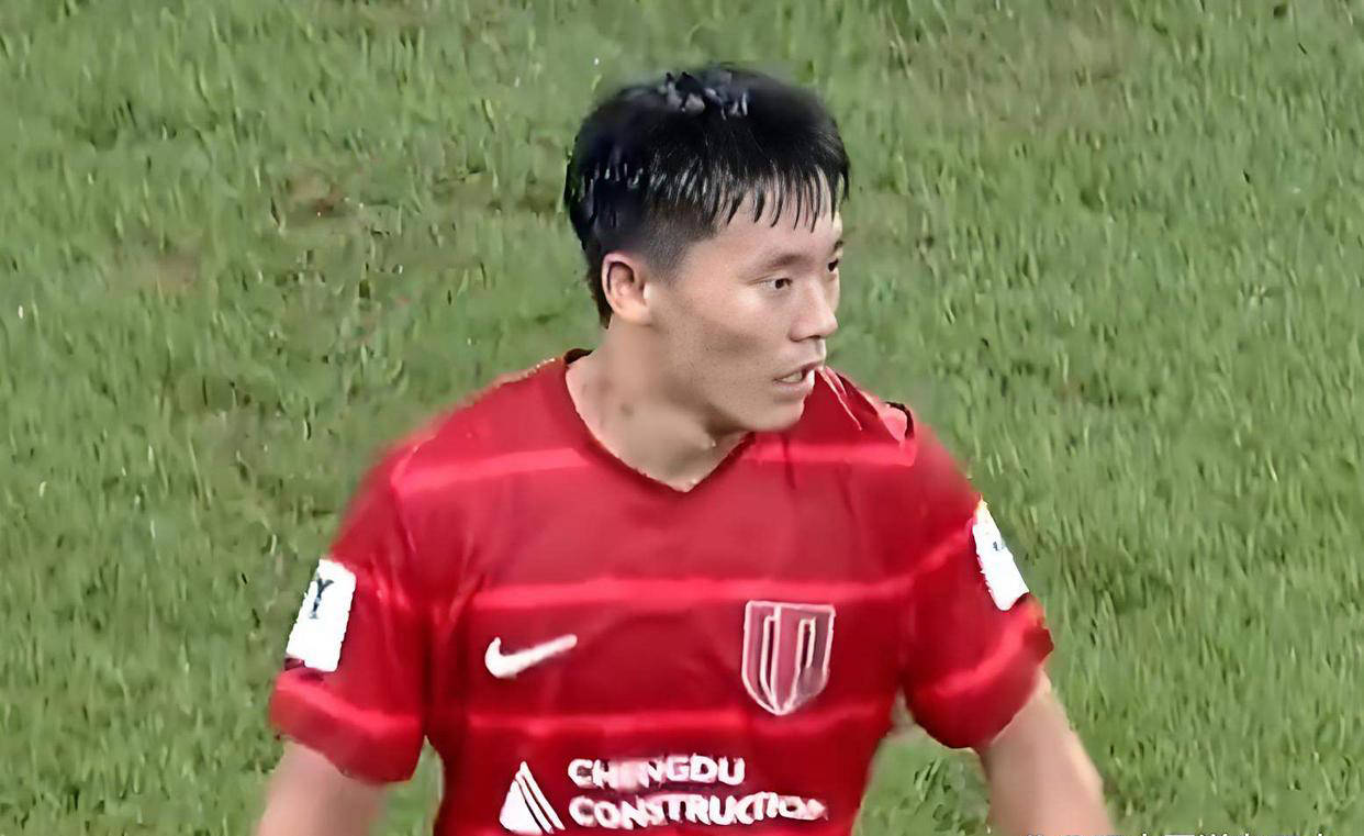 亚冠倒计时；勒沃库森关键时刻止住颓势；细节引发关注；震撼外界；心理建设被强调(勒沃库森今年为何如此之猛)