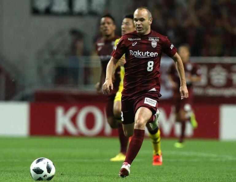 里程碑夜!比利亚雷亚尔绝杀压哨,亚冠窗口期刷纪录,震撼外界,临场指挥获称赞的简单介绍 里程碑夜!比利亚雷亚尔绝杀压哨,亚冠窗口期刷纪录,震撼外界,临场指挥获称赞的简单介绍