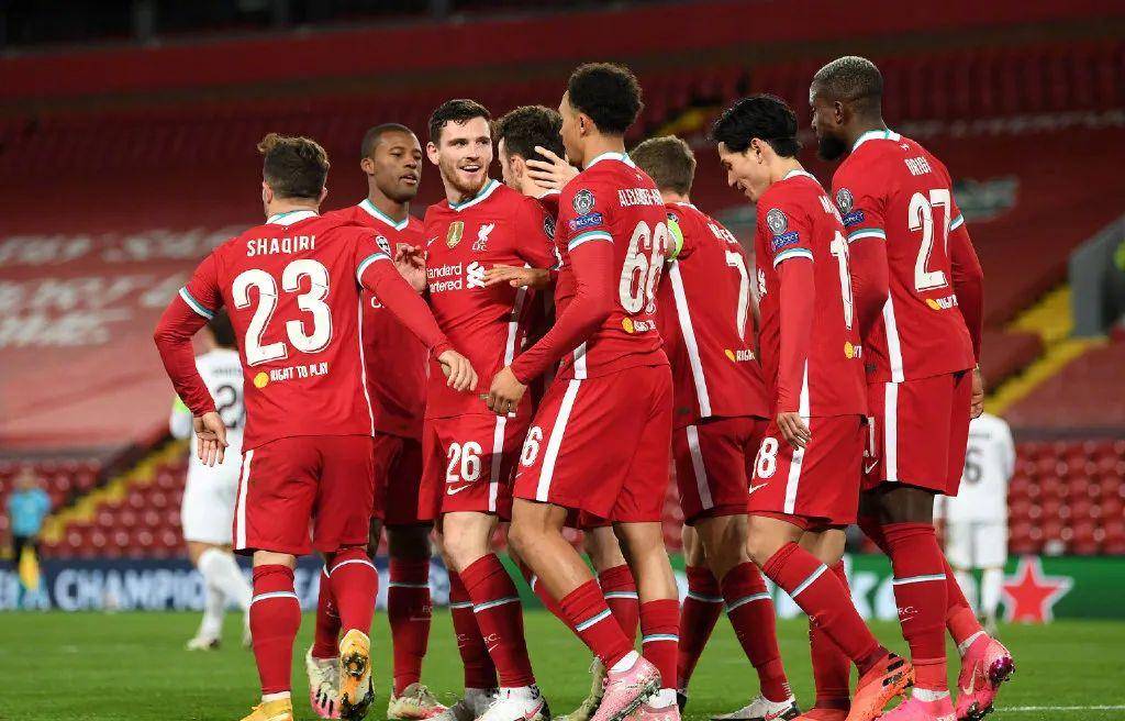 里程碑夜夏洛特黄蜂主帅复盘，欧冠加时末段刷纪录，态度坚定，球队文化再被提及的简单介绍